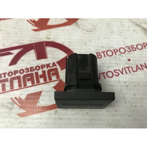 Кнопка рециркуляции воздуха Ford Connect 2002-2013 9T1T19A945AA